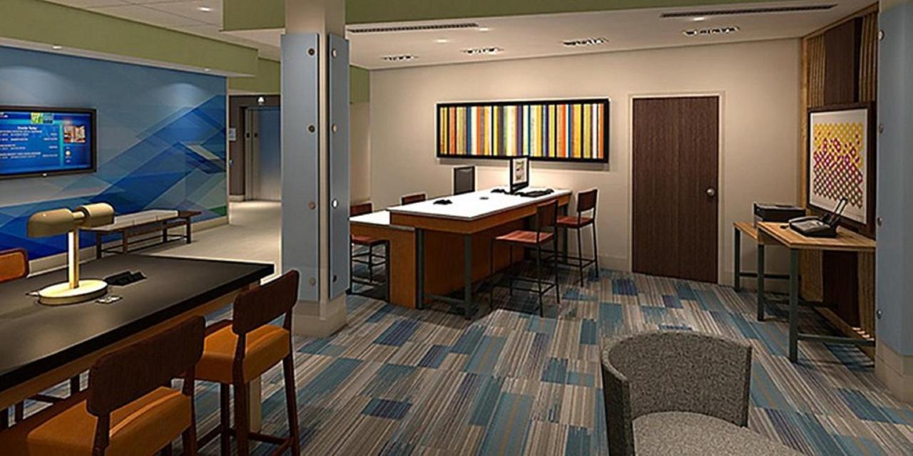 Express & - I-70 By Ihg 3*