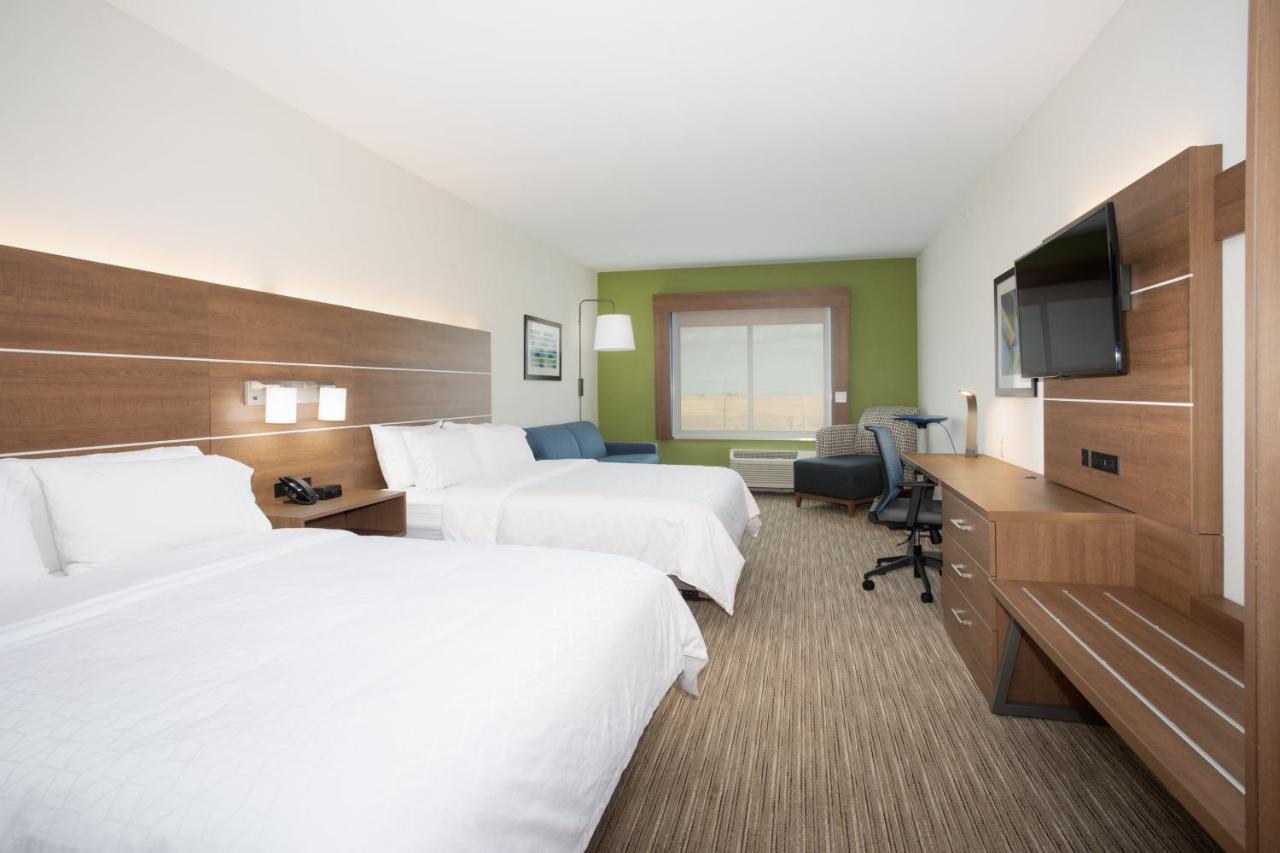 Express & - I-70 By Ihg Goodland